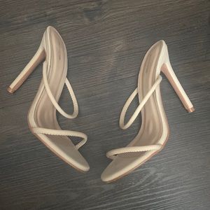 PrettyLittleThing Nude heels size US 5. Worn once.